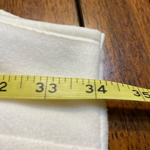 Old Navy full zip vest. Size 4X. New without tags. - Picture 10 of 11